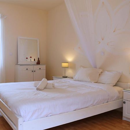 Kathys Island Retreat Aparthotel Adia Ngoại thất bức ảnh