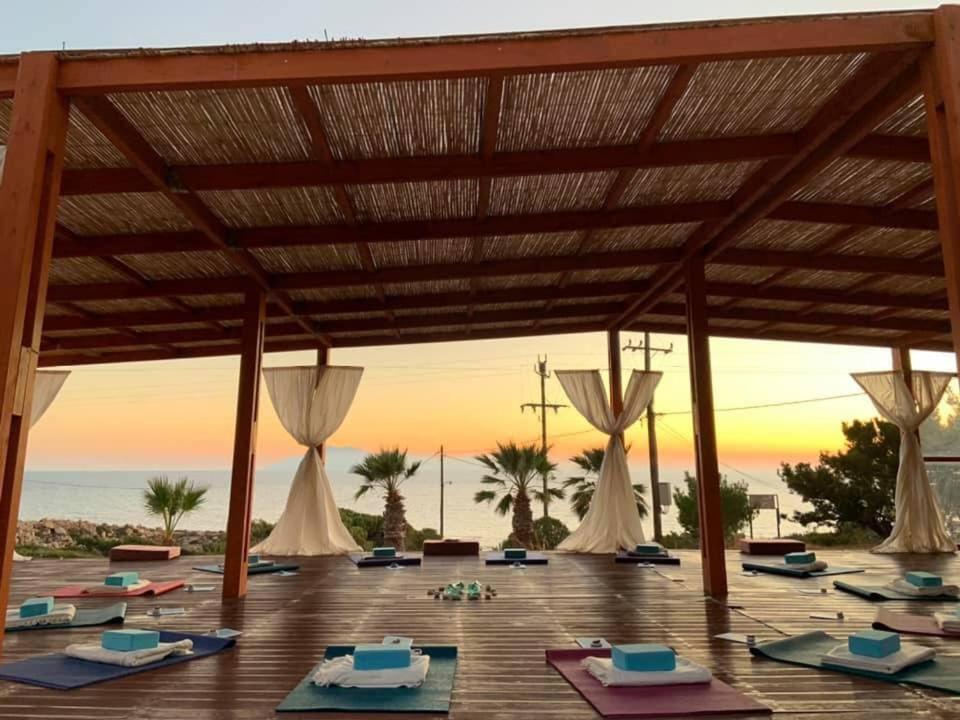 Kathys Island Retreat Aparthotel Adia Ngoại thất bức ảnh