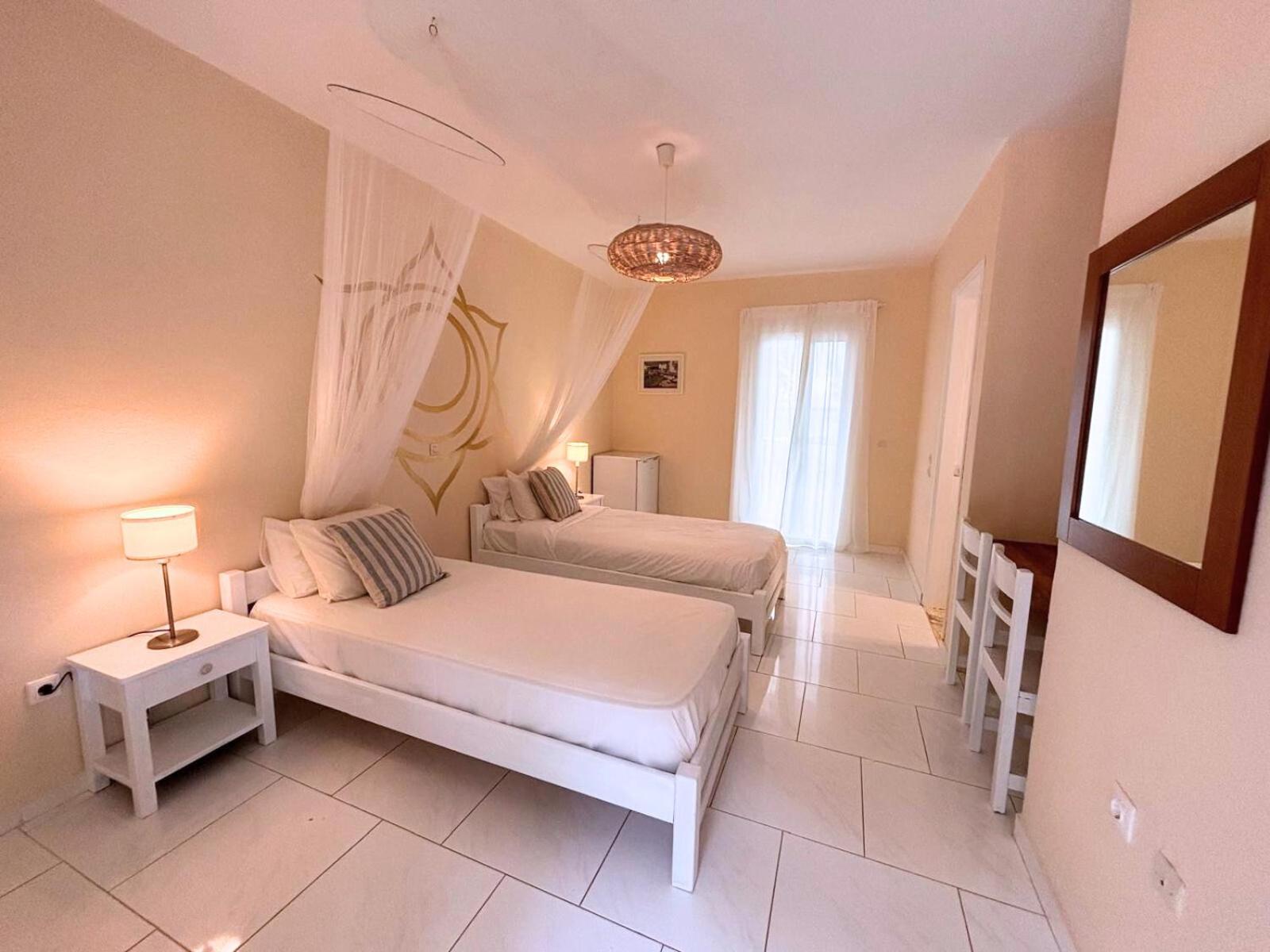 Kathys Island Retreat Aparthotel Adia Ngoại thất bức ảnh
